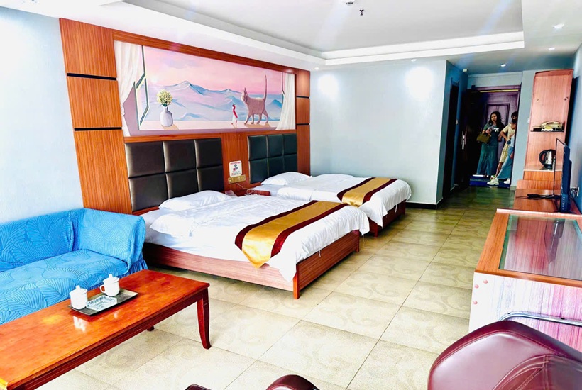 Combo khách sạn Hà Khẩu 2 sao và sổ thông hành Hà Khẩu